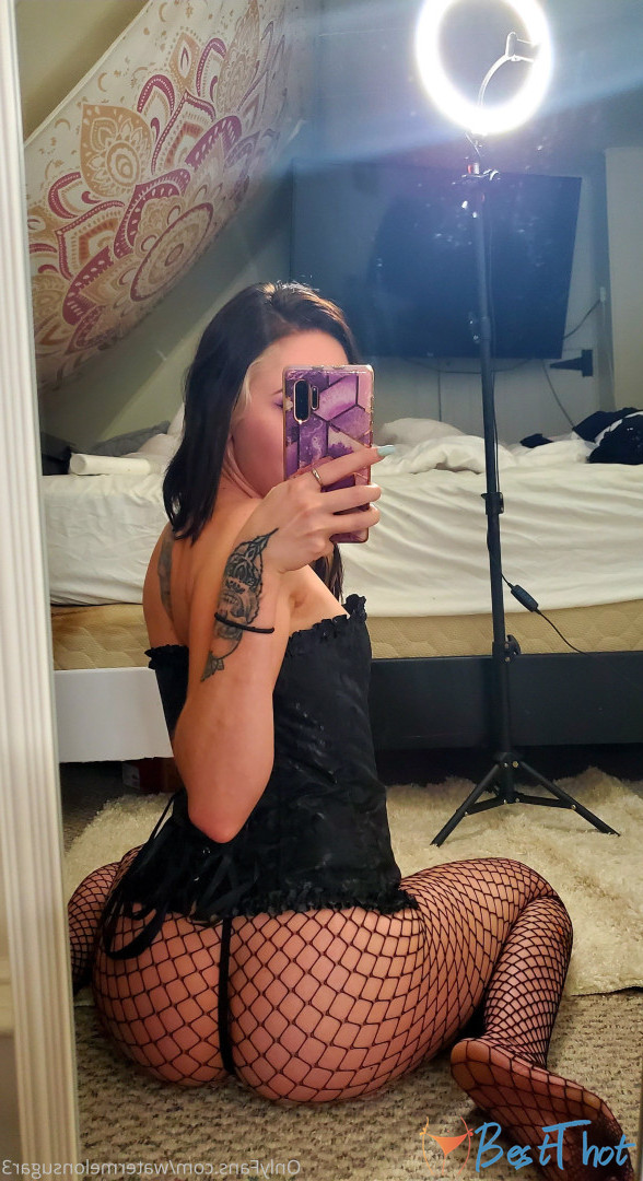 Photo by watermelonsugar3 published on December 13,2024 02:04:24 - BestThots