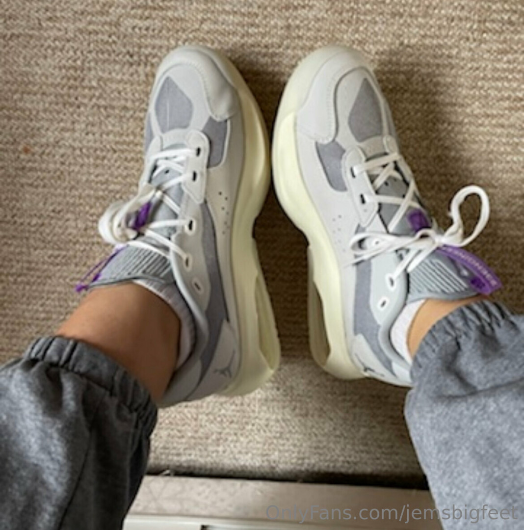 Photo by jemsbigfeet published on June 2,2023 07:32:21 - BestThots