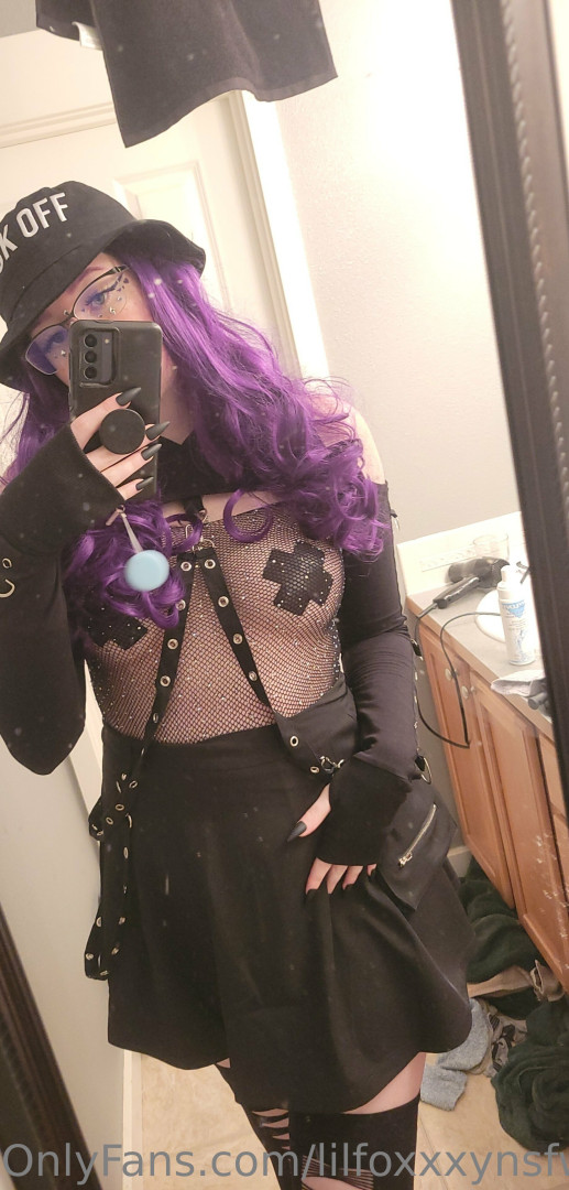 Photo by lilfoxxxynsfw published on May 22,2023 21:08:01 - BestThots