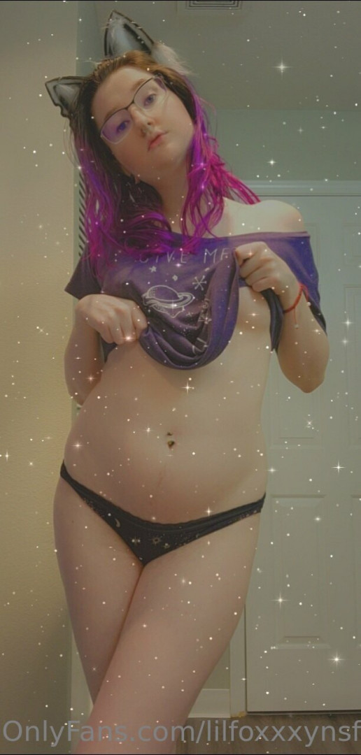 Photo by lilfoxxxynsfw published on May 22,2023 21:08:02 - BestThots