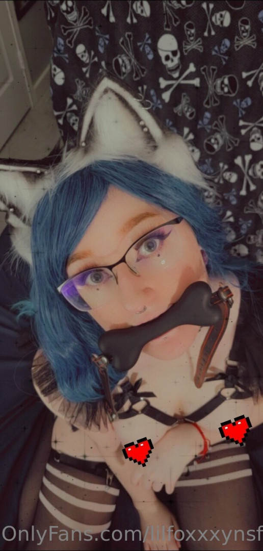 Photo by lilfoxxxynsfw published on May 22,2023 21:08:28 - BestThots
