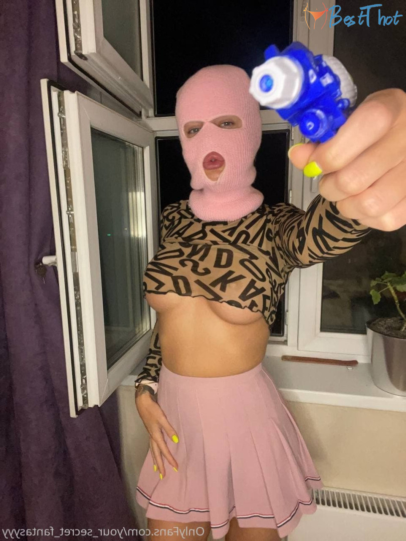 Photo by your_secret_fantasyyy published on December 13,2024 02:06:25 - BestThots