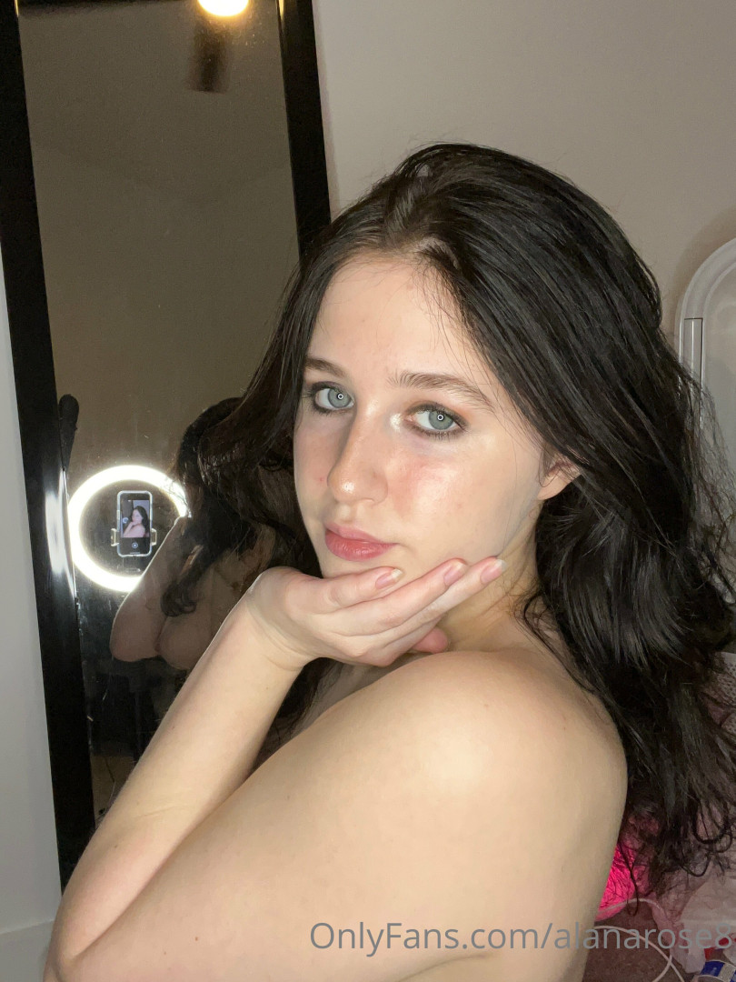 Photo by alanarose8 published on November 20,2023 13:11:24 - BestThots