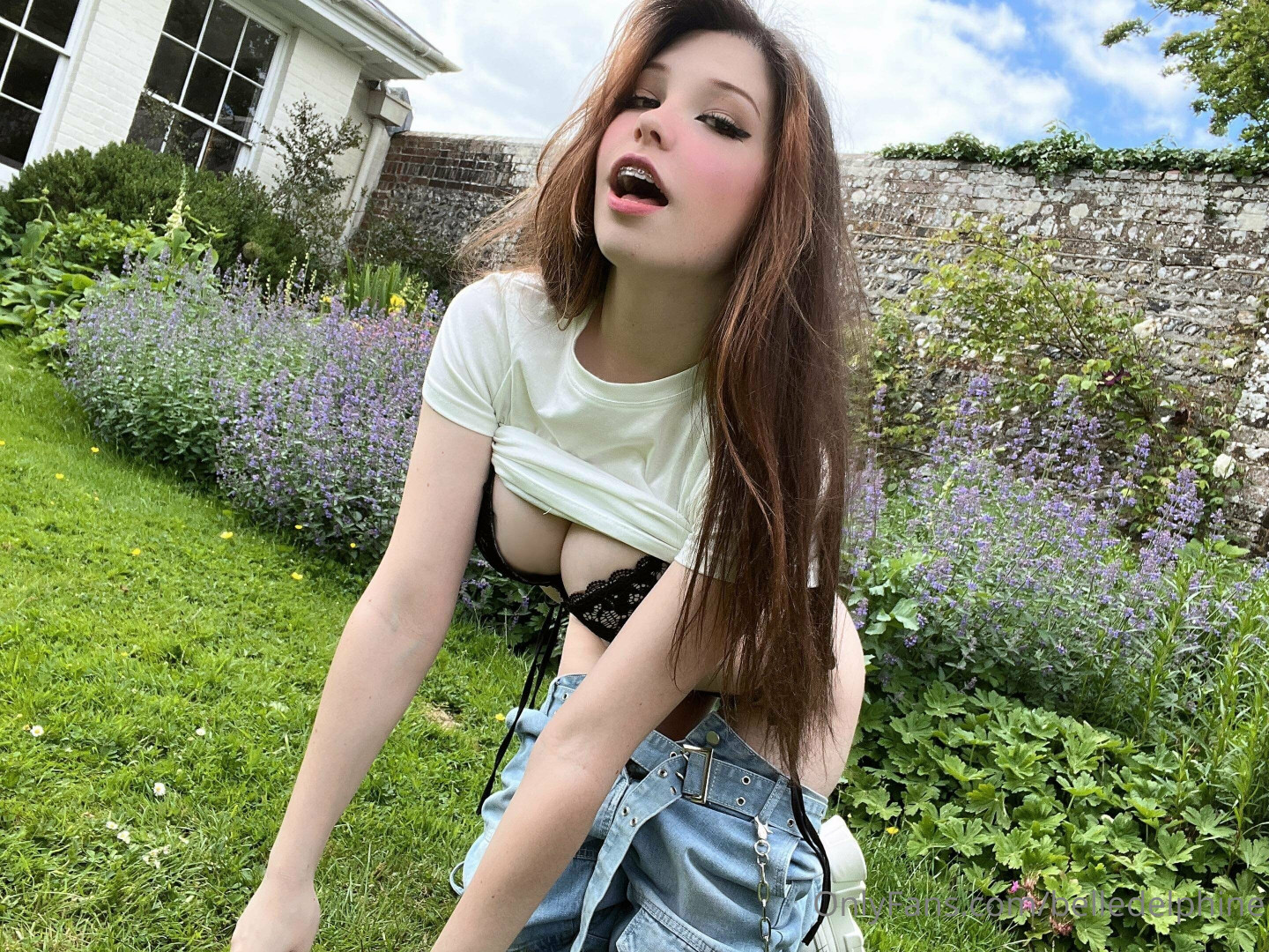 Photo by belledelphine published on December 11,2023 19:14:44 - BestThots