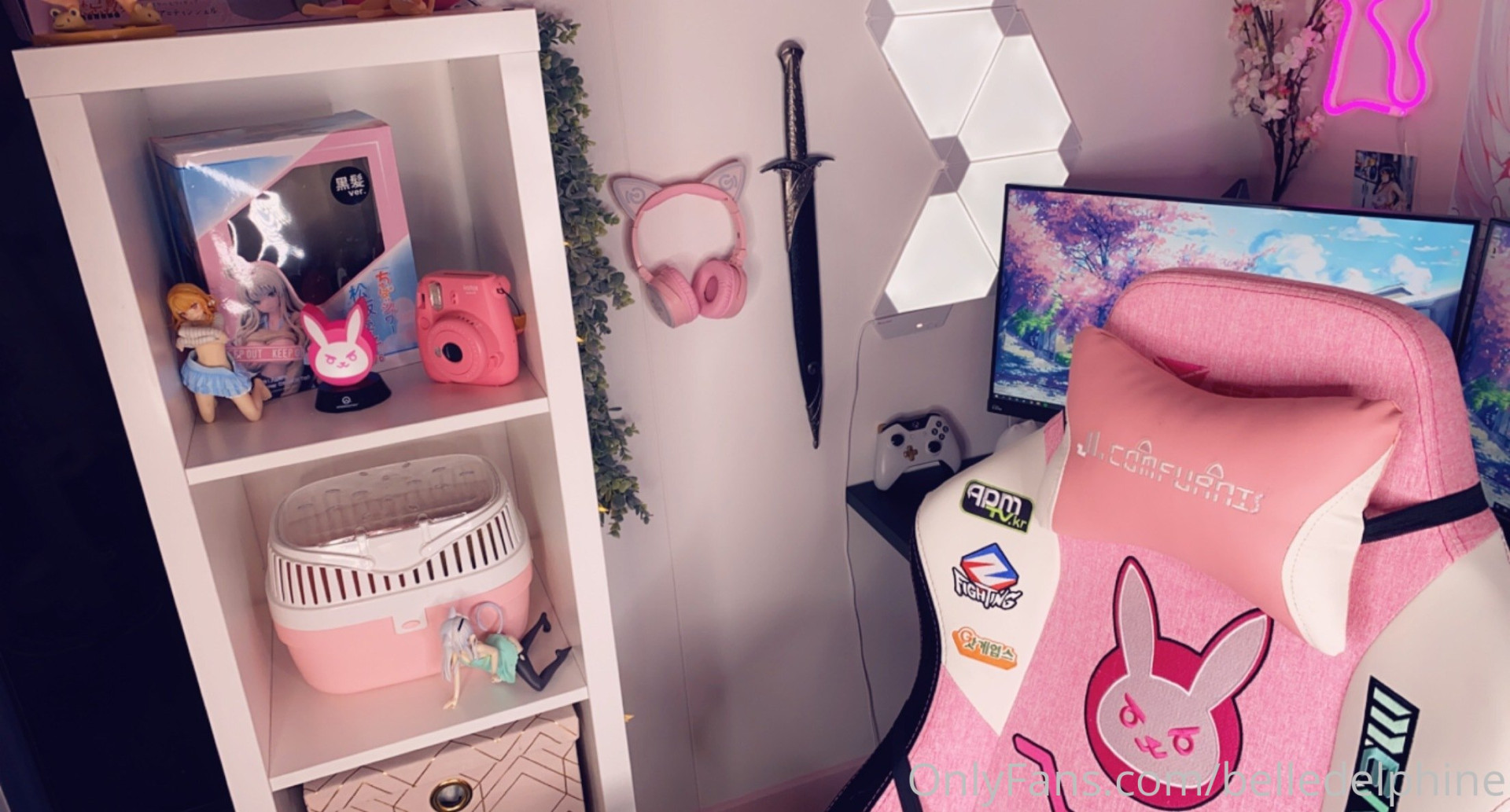 Photo by belledelphine published on December 11,2023 19:16:33 - BestThots