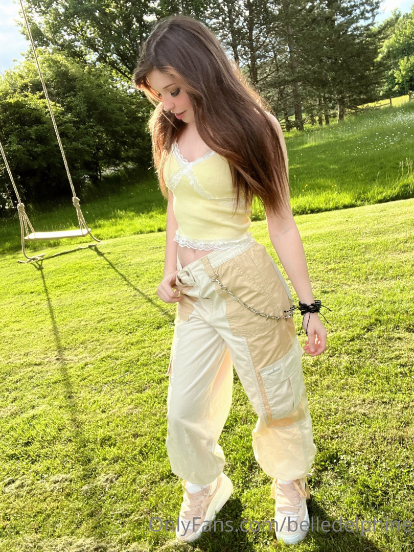 Photo by belledelphine published on December 11,2023 19:20:09 - BestThots