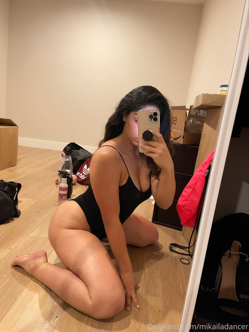 Photo by mikailadancer published on October 24,2023 16:54:24 - BestThots