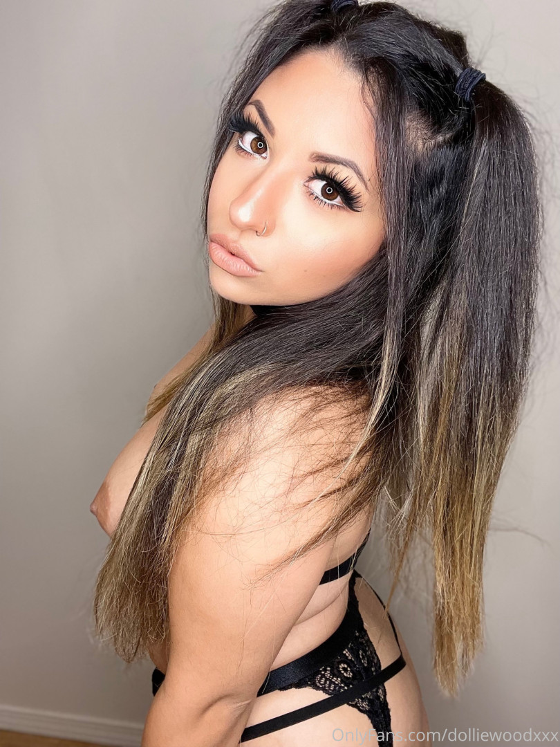 Photo by dolliewoodxxx published on October 16,2023 16:46:32 - BestThots