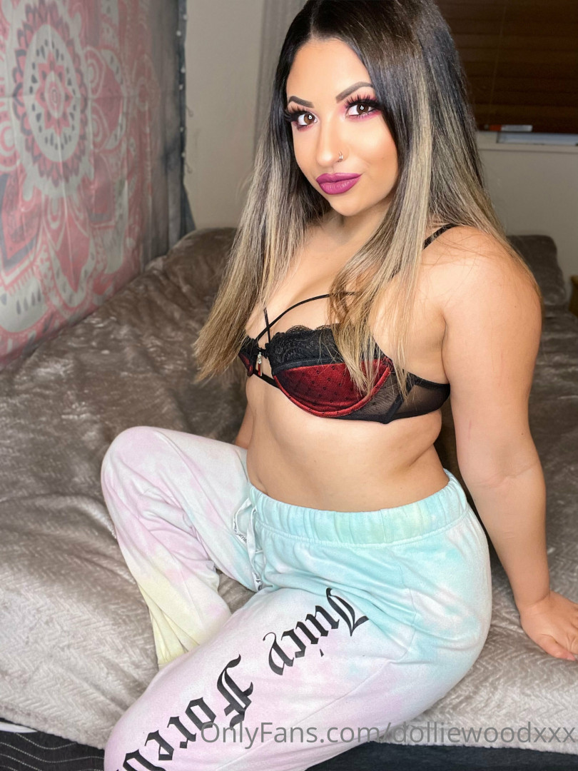 Photo by dolliewoodxxx published on October 16,2023 16:57:14 - BestThots