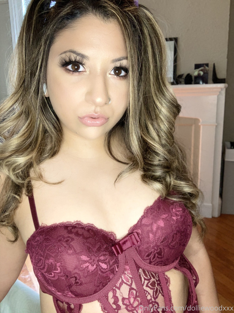 Photo by dolliewoodxxx published on October 16,2023 17:14:07 - BestThots