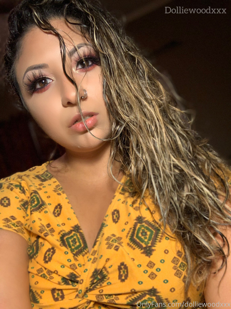Photo by dolliewoodxxx published on October 16,2023 17:16:23 - BestThots