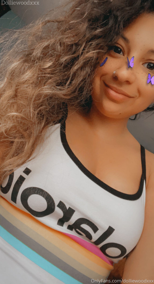 Photo by dolliewoodxxx published on October 16,2023 17:25:26 - BestThots
