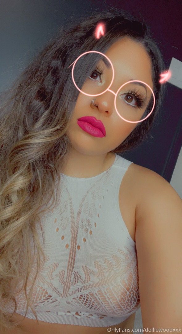 Photo by dolliewoodxxx published on October 16,2023 17:27:25 - BestThots