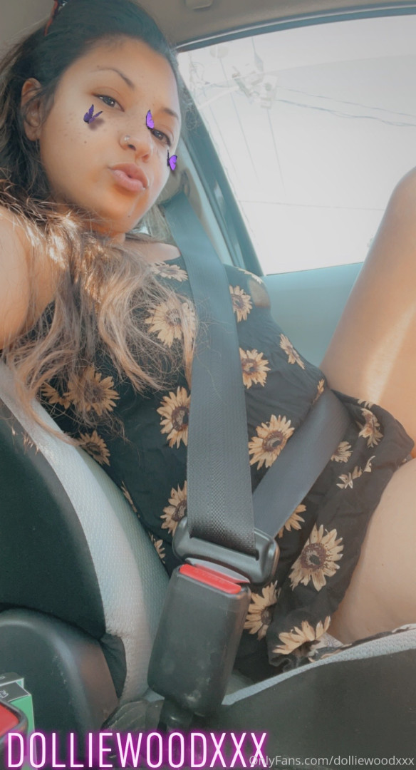 Photo by dolliewoodxxx published on October 16,2023 17:32:29 - BestThots