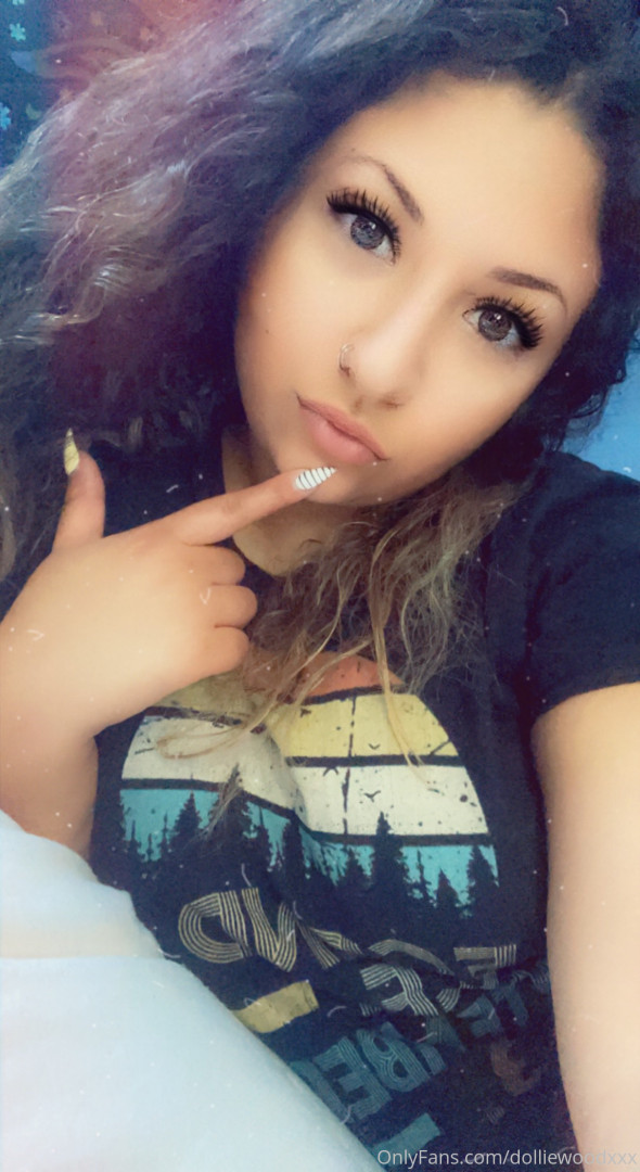 Photo by dolliewoodxxx published on October 16,2023 17:34:22 - BestThots