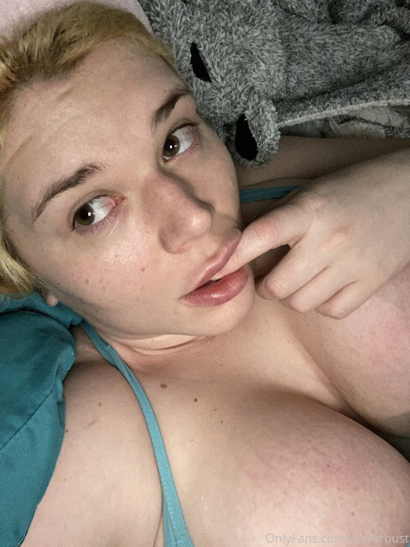 Photo by underbust published on July 1,2023 19:01:15 - BestThots