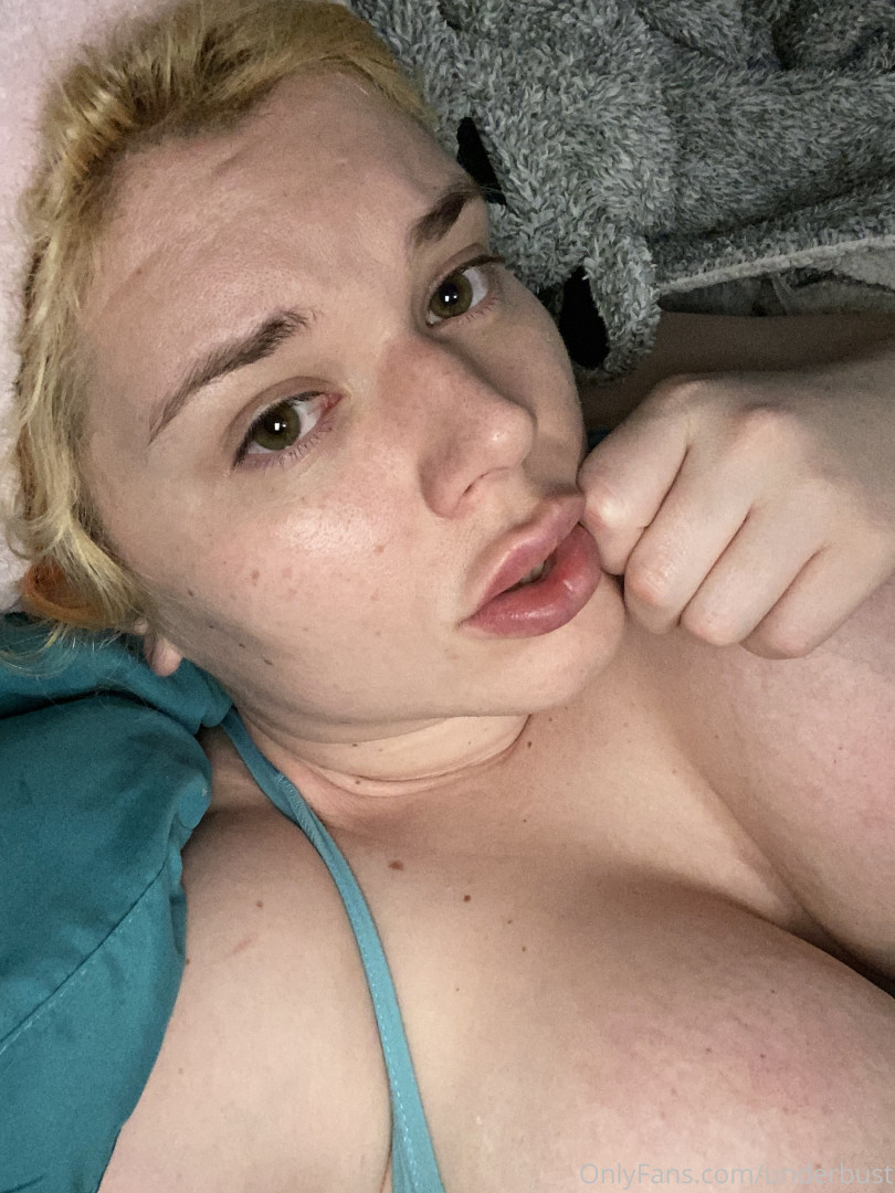 Photo by underbust published on July 1,2023 19:01:21 - BestThots