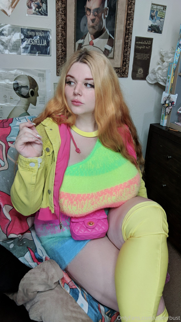 Photo by underbust published on July 1,2023 19:07:30 - BestThots