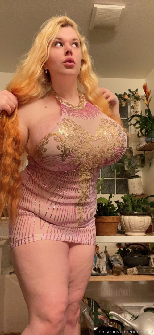 Photo by underbust published on July 1,2023 19:34:11 - BestThots