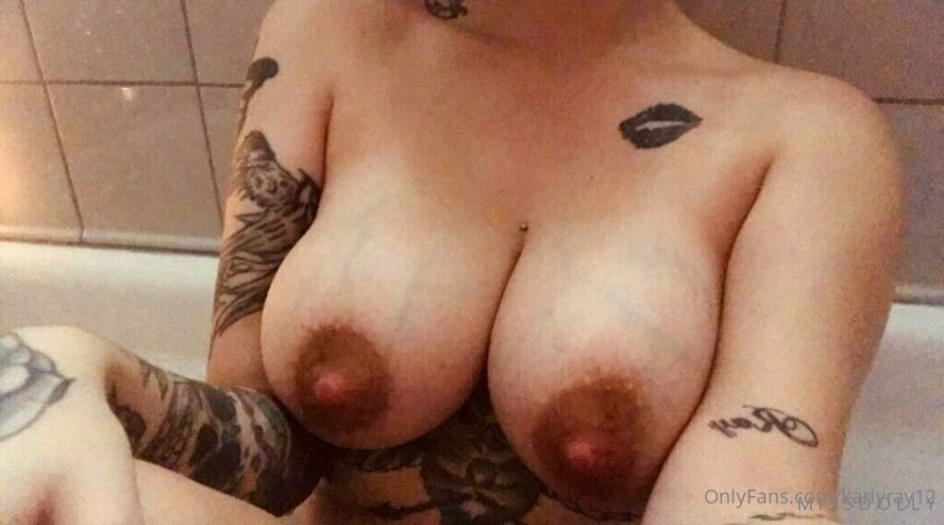 Photo by missdollypromotions published on June 3,2023 07:08:39 - BestThots