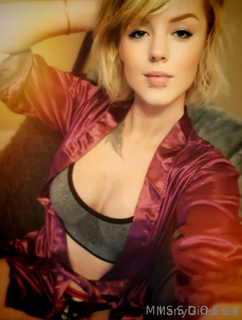 Photo by missdollypromotions published on June 3,2023 07:10:47 - BestThots