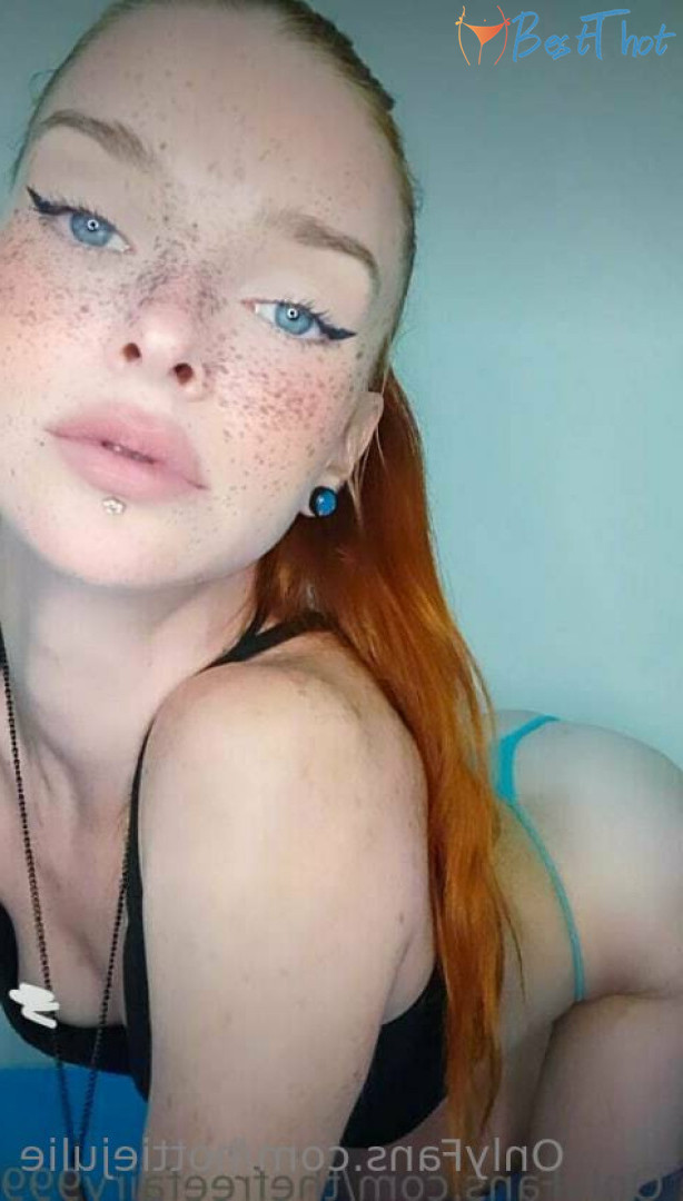hottiejulie #9531812