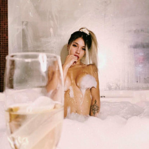 jennifer.foxx #2031717