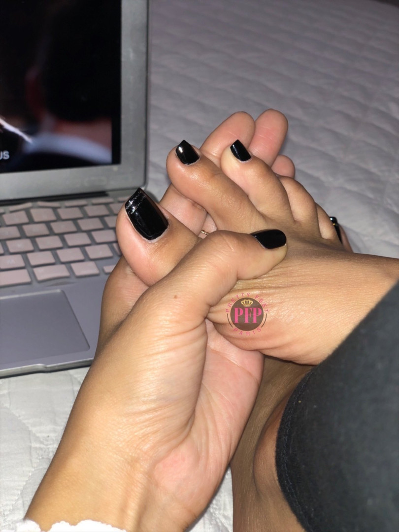 Photo by prettyfeetparis published on June 6,2023 04:53:35 - BestThots