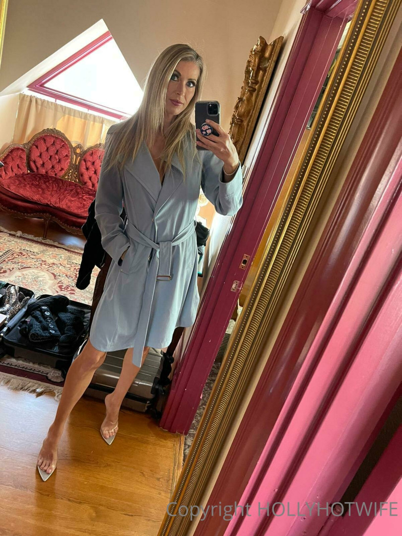 Photo by hollyhotwife published on August 31,2023 09:42:32 - BestThots