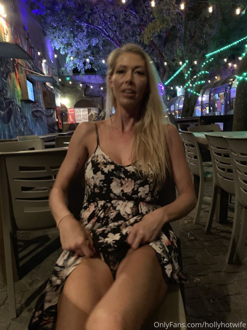 Photo by hollyhotwife published on August 31,2023 12:05:33 - BestThots