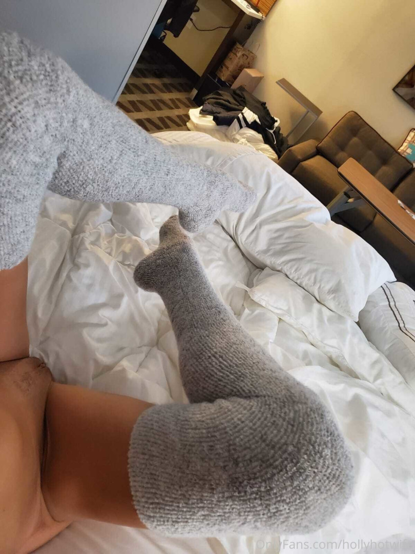 Photo by hollyhotwife published on August 31,2023 13:39:37 - BestThots