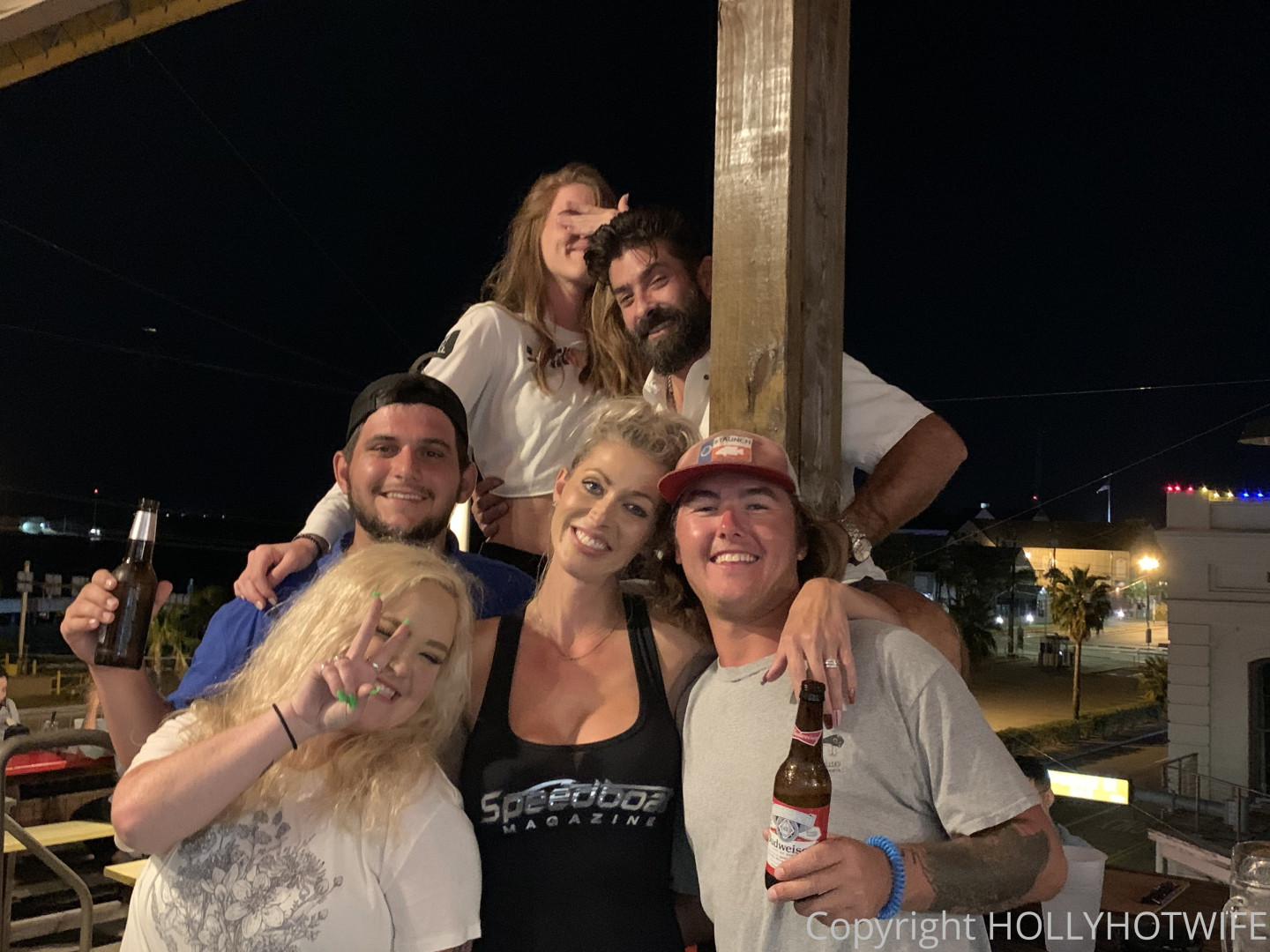 Photo by hollyhotwife published on August 31,2023 14:10:28 - BestThots
