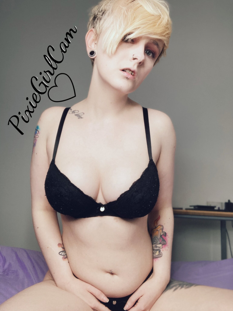 Photo by pixiegirlcamxxx published on October 16,2023 02:20:16 - BestThots