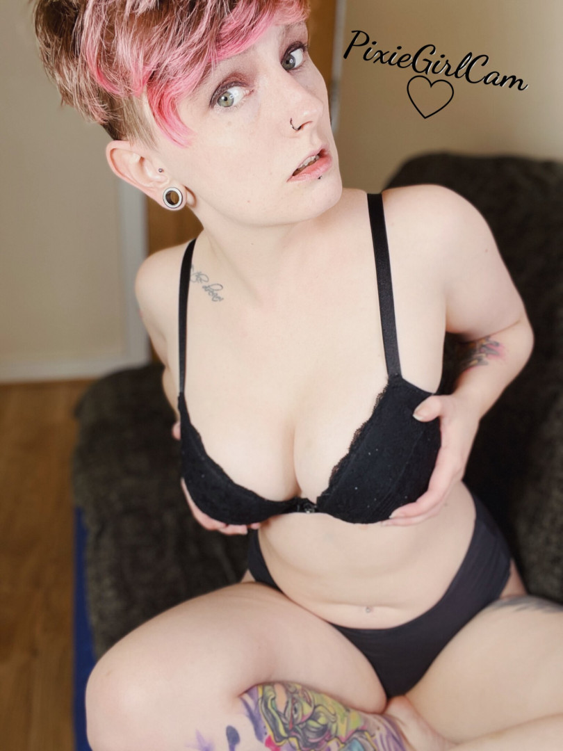 Photo by pixiegirlcamxxx published on October 16,2023 02:25:43 - BestThots