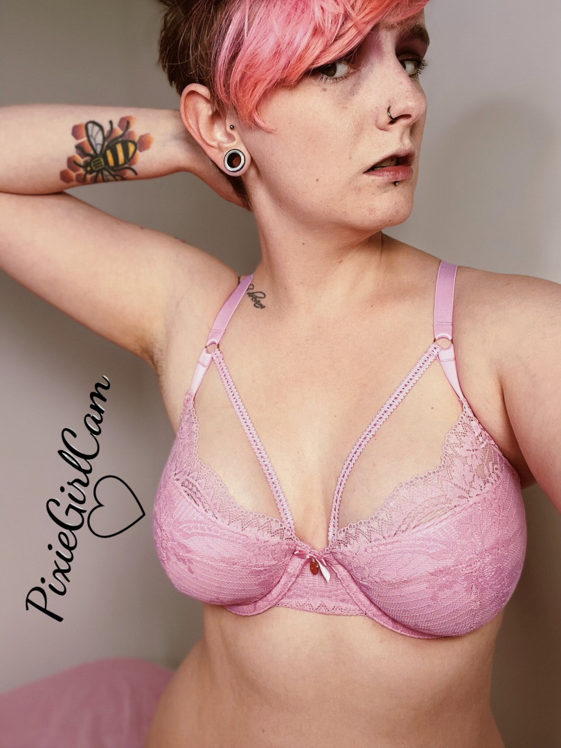 Photo by pixiegirlcamxxx published on October 16,2023 02:50:08 - BestThots