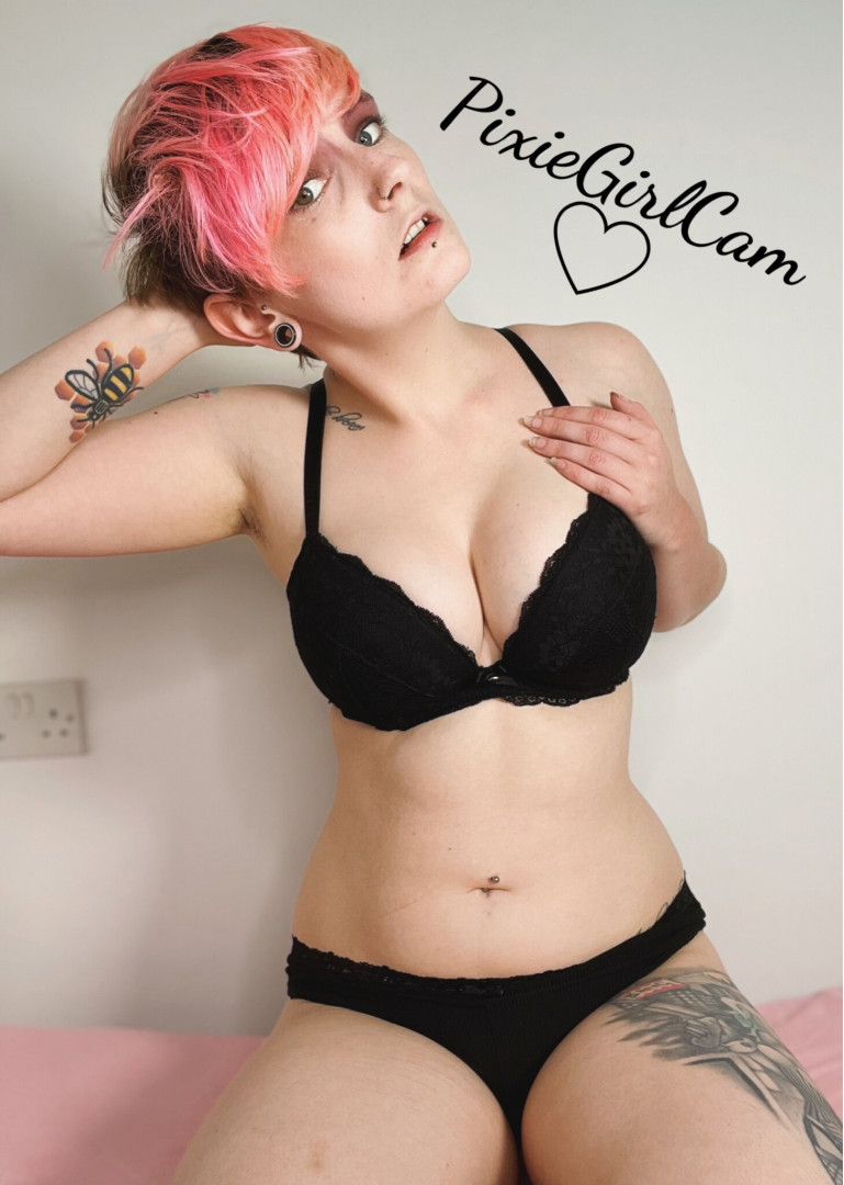 Photo by pixiegirlcamxxx published on October 16,2023 05:18:32 - BestThots