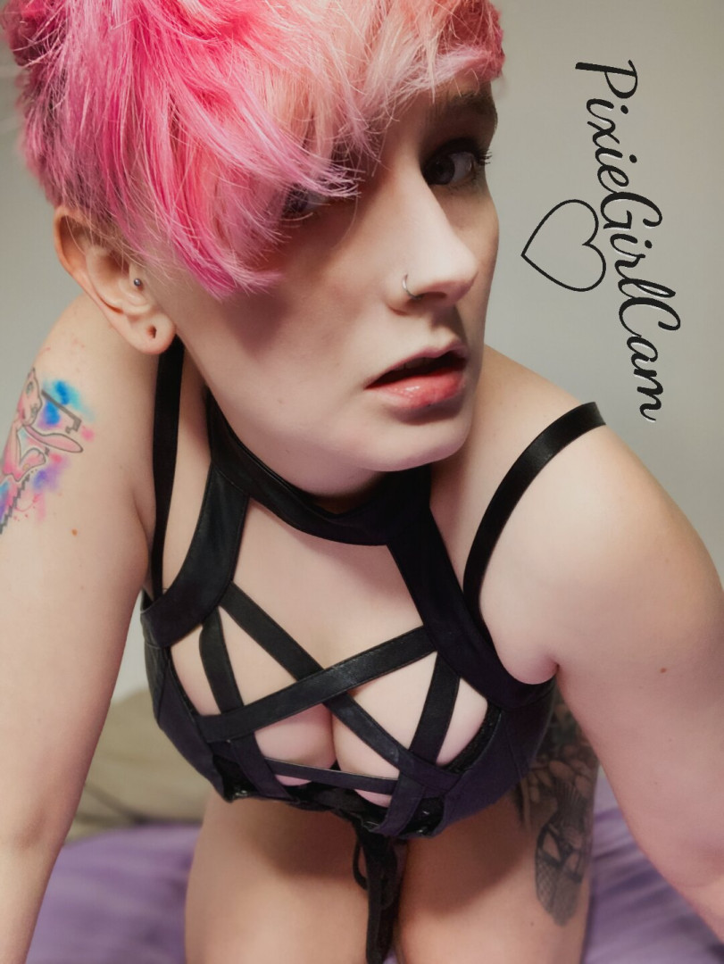 Photo by pixiegirlcamxxx published on October 16,2023 05:23:26 - BestThots