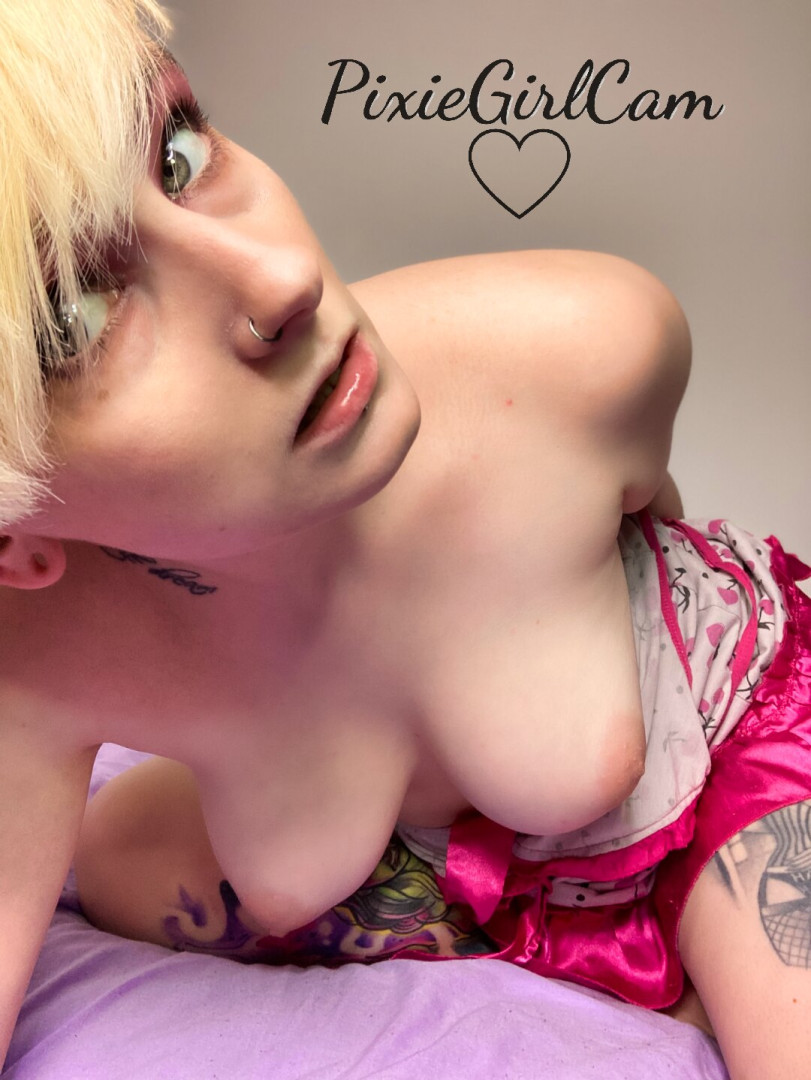 Photo by pixiegirlcamxxx published on October 16,2023 05:30:58 - BestThots