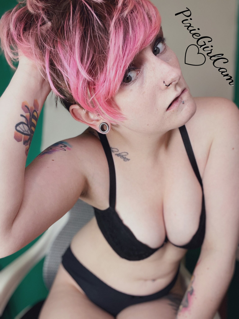 Photo by pixiegirlcamxxx published on October 16,2023 05:49:22 - BestThots