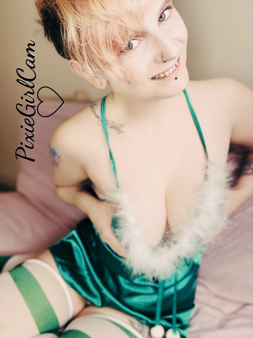 Photo by pixiegirlcamxxx published on October 16,2023 05:57:48 - BestThots