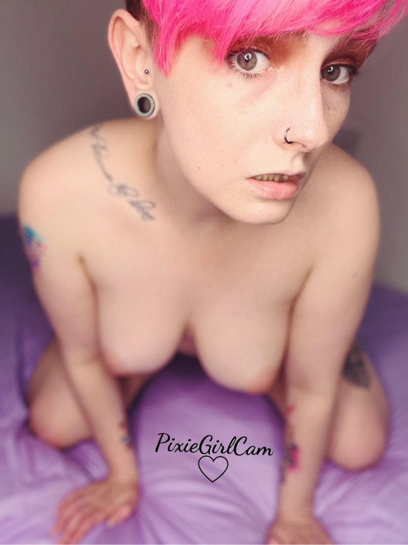 Photo by pixiegirlcamxxx published on October 16,2023 06:00:41 - BestThots