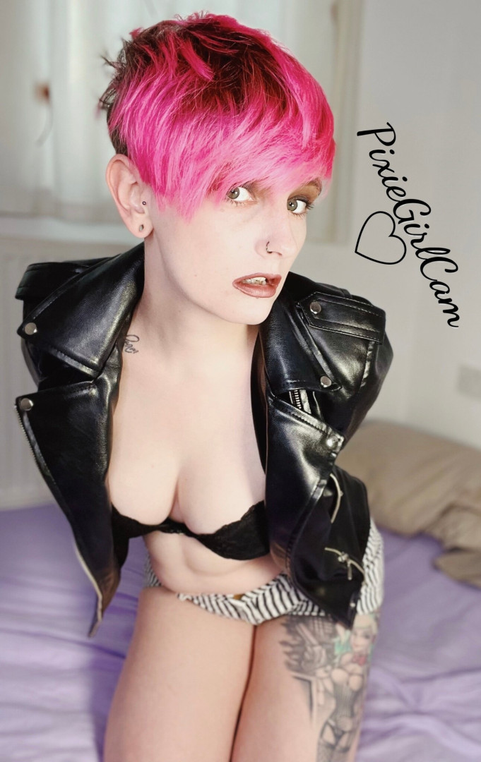 Photo by pixiegirlcamxxx published on October 16,2023 06:50:10 - BestThots
