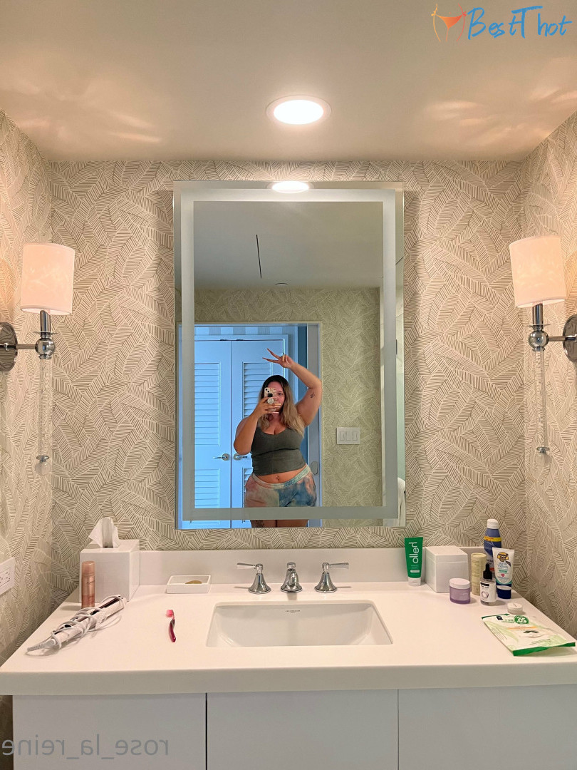 Photo by rose_la_reine published on December 13,2024 22:05:18 - BestThots