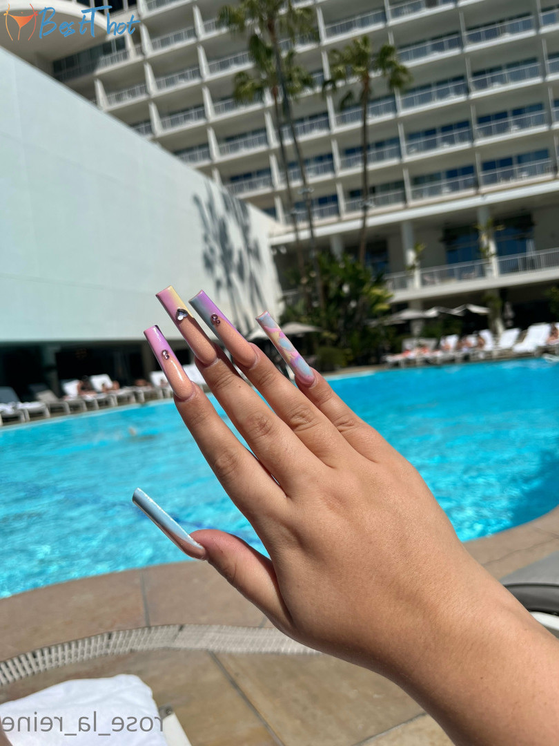 Photo by rose_la_reine published on December 13,2024 22:05:20 - BestThots