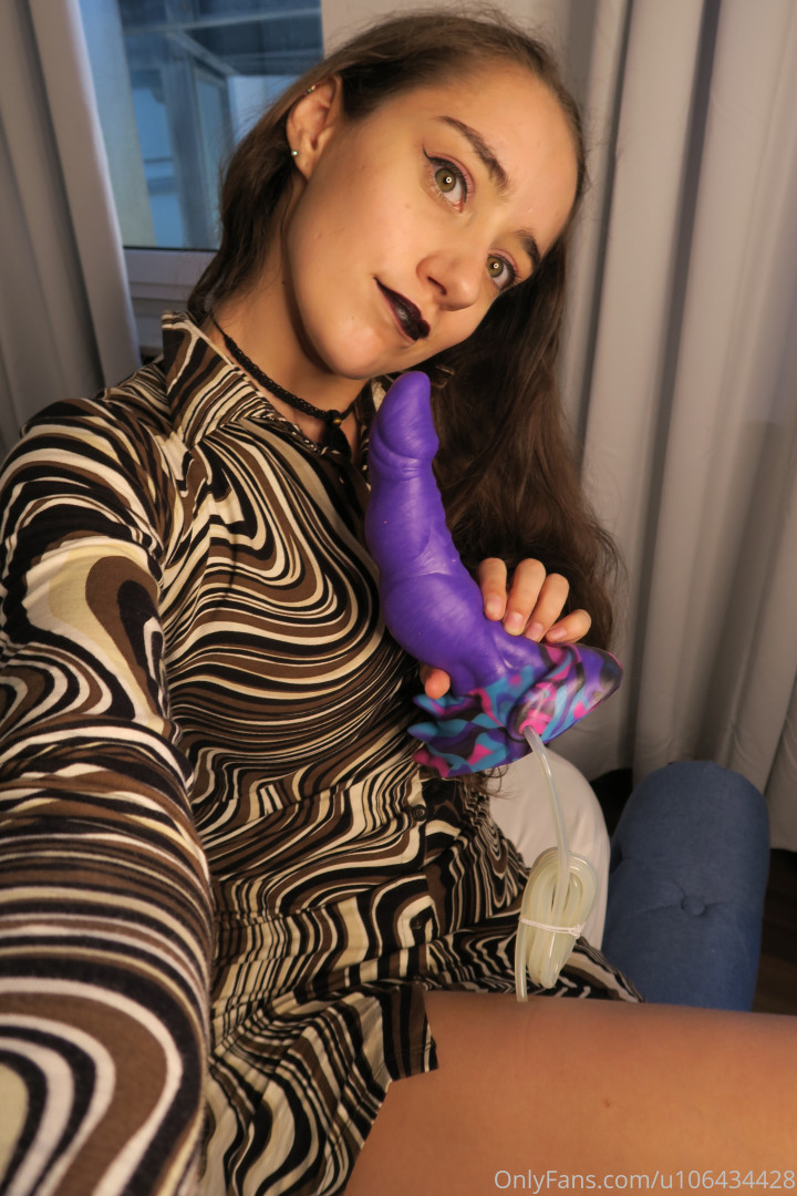 Photo by onlymedea published on October 11,2023 21:32:53 - BestThots