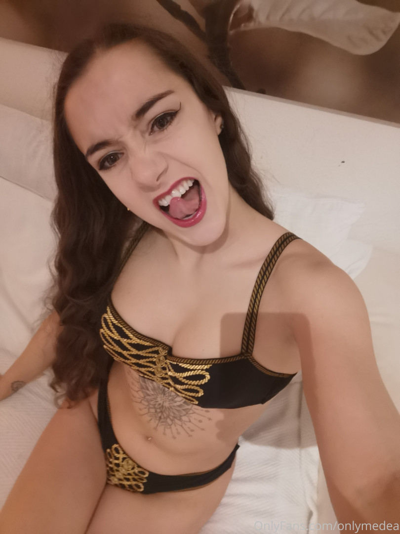 Photo by onlymedea published on October 11,2023 23:26:31 - BestThots