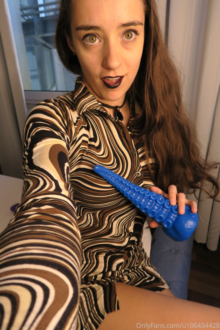 Photo by onlymedea published on October 11,2023 23:51:27 - BestThots