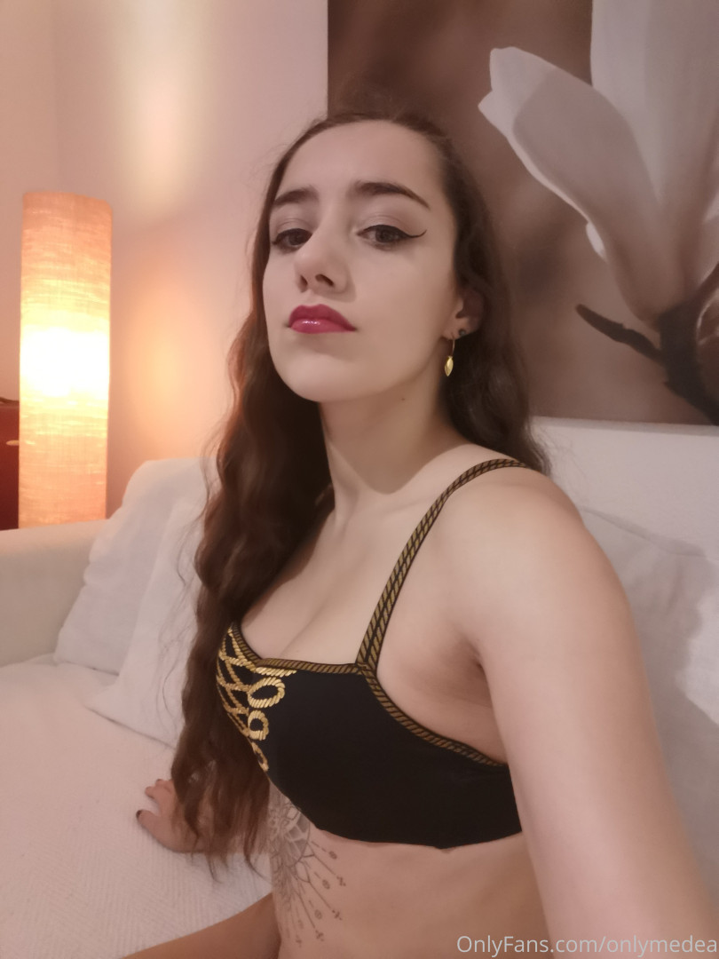 Photo by onlymedea published on October 12,2023 00:47:30 - BestThots