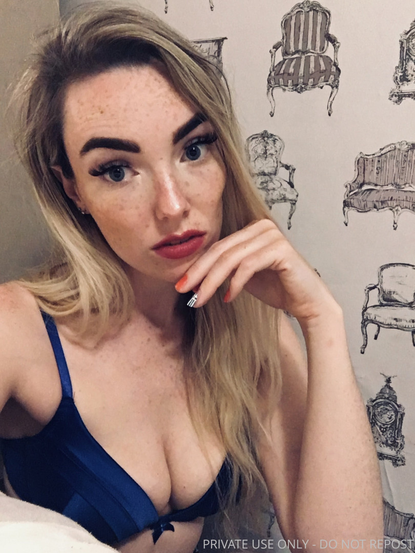 Photo by celebdomme published on October 13,2023 21:06:58 - BestThots