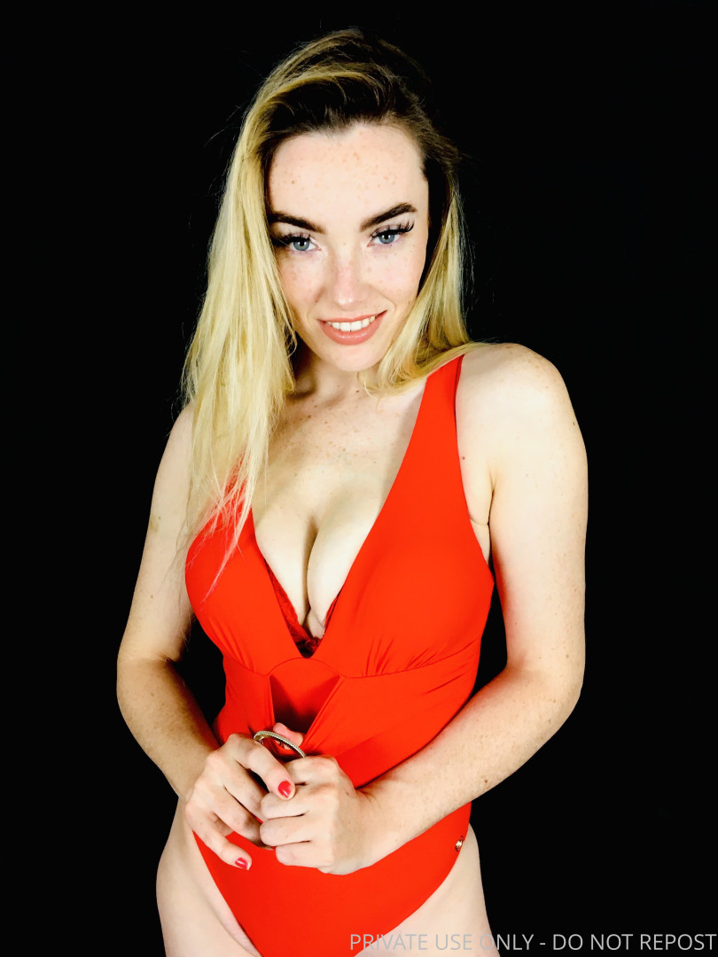 Photo by celebdomme published on October 13,2023 22:16:19 - BestThots